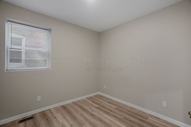 Building Photo - 3140 Magnolia Ave