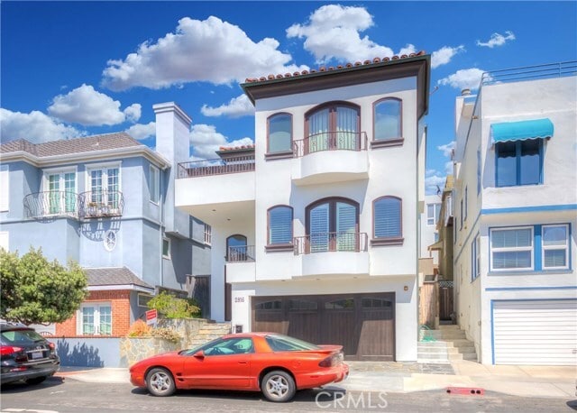 Building Photo - 2816 Manhattan Ave