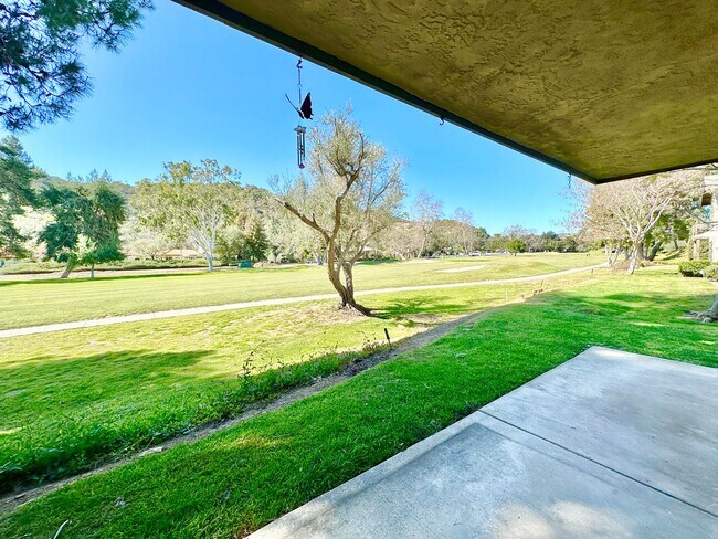 Building Photo - Beautiful, End-Unit, Ground Level, Largest SF 1/1 layout in the Pala Mesa Villas Community with G...