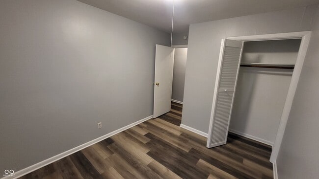 Building Photo - 6203 E 11th St