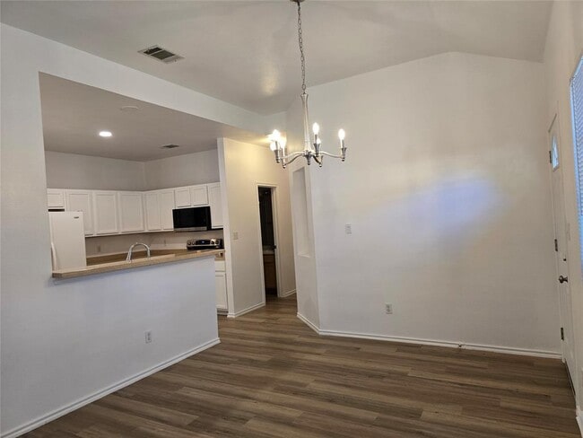 Building Photo - 8701 Weiser Dr