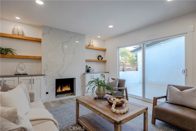 Building Photo - 15271 Yorkshire Ln