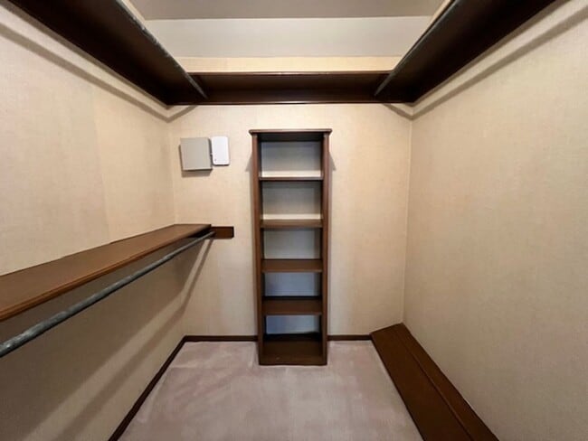 Building Photo - Step into this inviting, sunlit home where space and comfort blend seamlessly