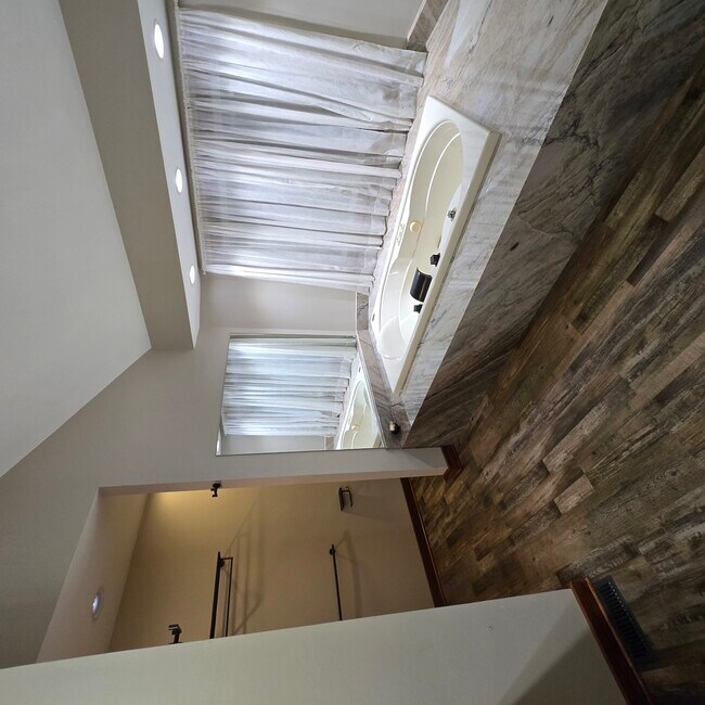 Building Photo - 25805 N Arrowhead Dr