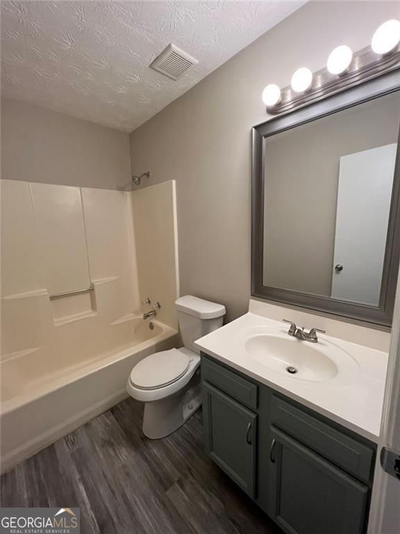 Building Photo - 5285 Sugar Crest Dr