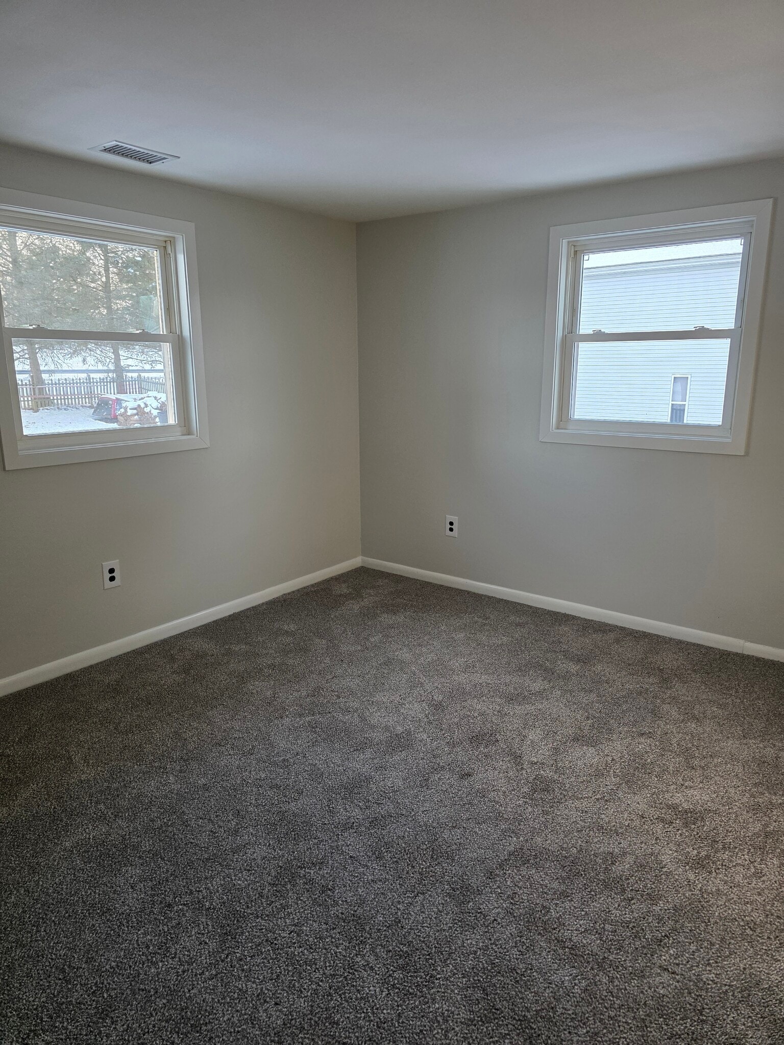 Building Photo - 1903 Old Lincoln Hwy