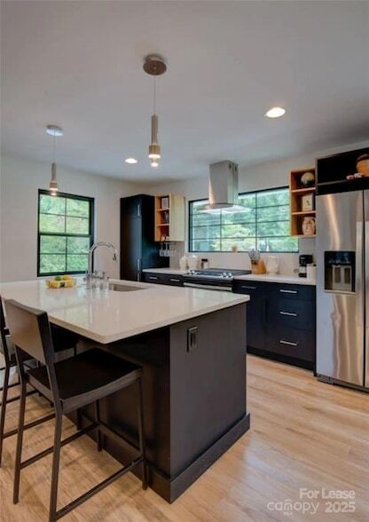 Building Photo - 3945 Rockfern Rd