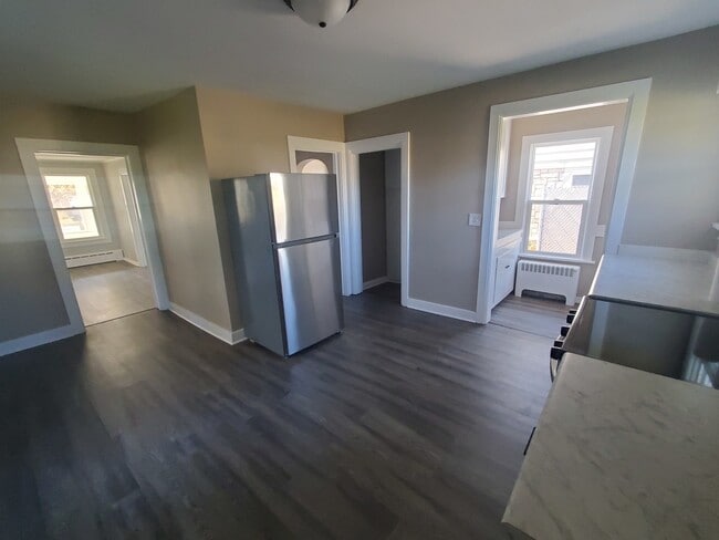 Building Photo - 11606 Prairie Ave