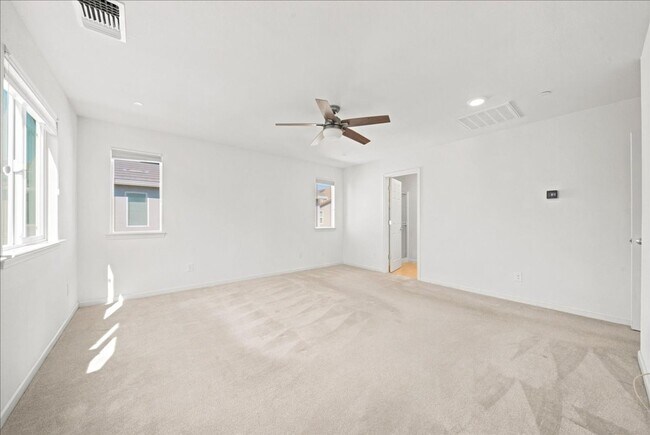 Building Photo - 15 Bannock Glen Pl