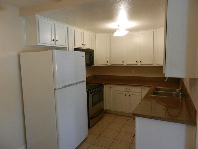 Building Photo - 12719 Robison Blvd