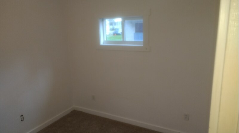 Building Photo - 445 Chamberlain Ave