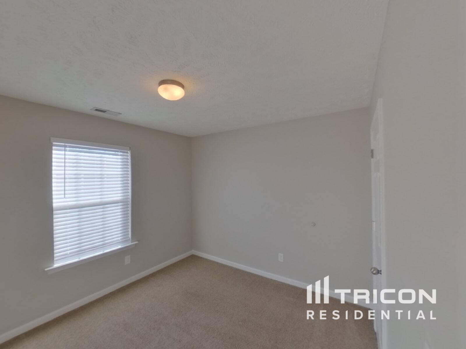 Building Photo - 3018 Barretts Ridge Dr