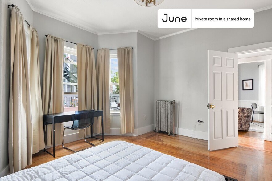 Building Photo - Room in Shared 4 bed/2.5 bath home in Allston