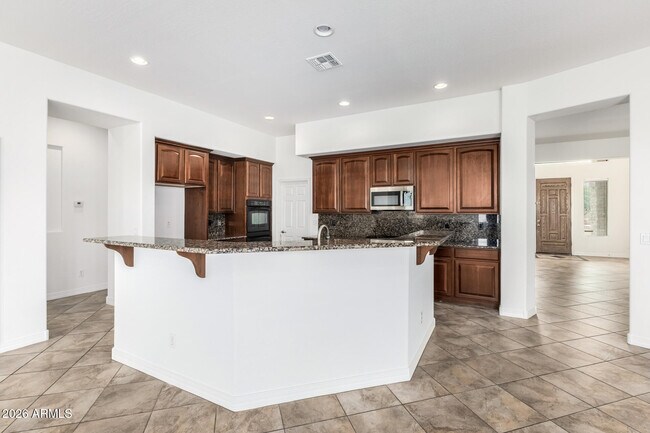 Building Photo - 15468 W Coolidge St