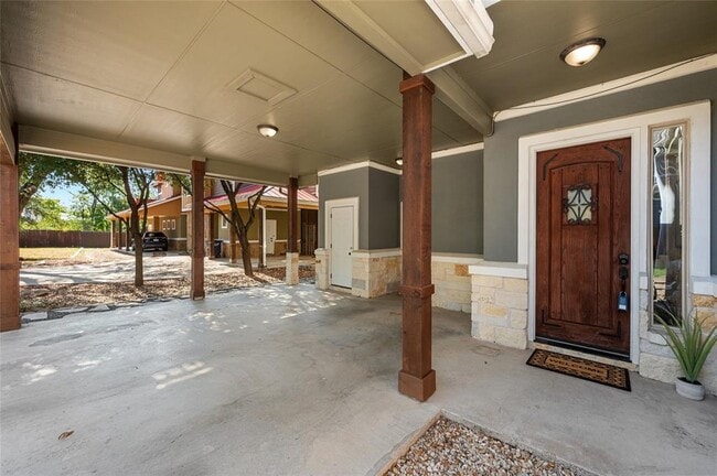 Building Photo - 1009 Taulbee Ln