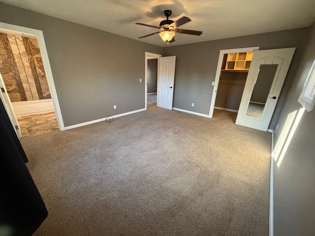 Building Photo - 503 N Yellowstone Ave