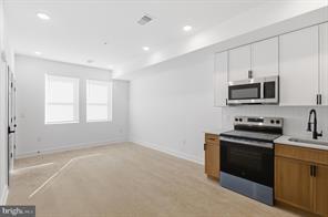 Building Photo - 2219 N 5th St