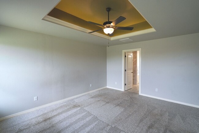 Building Photo - 1021 NE 34th Terr