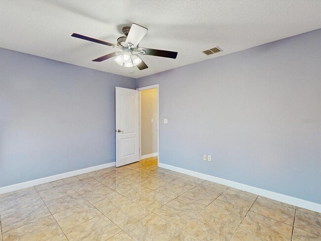 Building Photo - 978 Alsace Dr