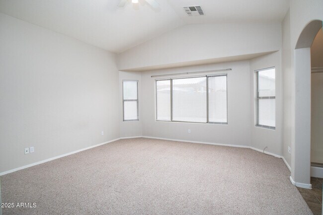 Building Photo - 3717 W Santa Cruz Ave