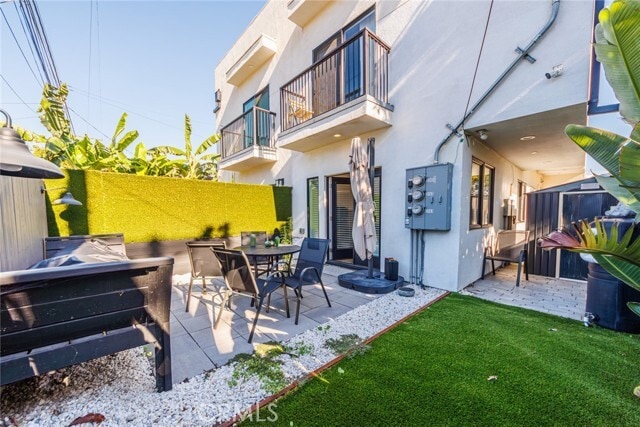 Building Photo - 3143 S Halm Ave