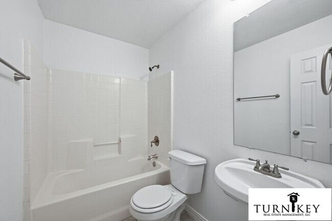 Building Photo - Ready NOW! Stunning 3/2 Duplex in West Fort Worth — Granite Kitchen, Garage & Fenced Yard!