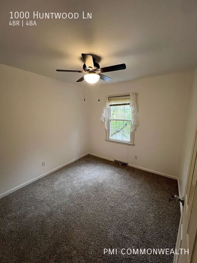 Building Photo - 1000 Huntwood Ln