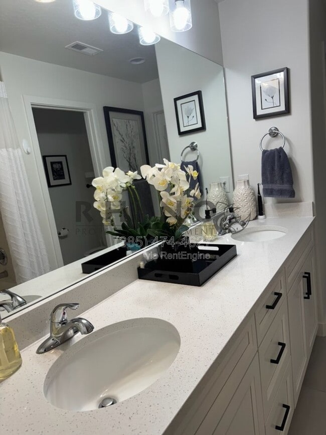 Building Photo - 3243 W 3875 S