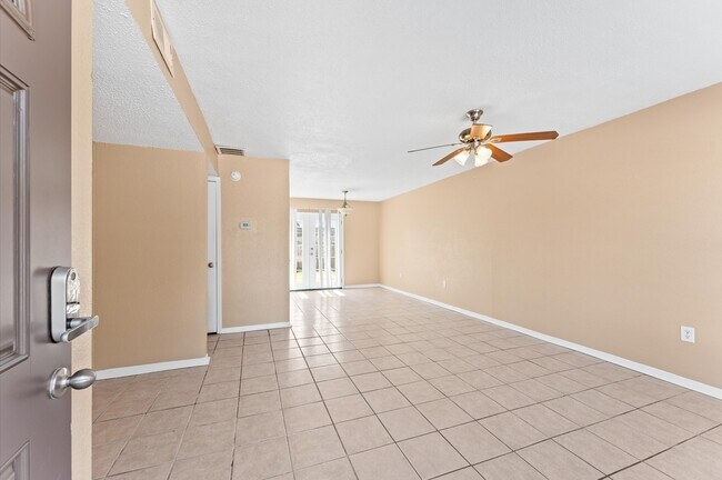 Building Photo - 1530 Eagle Lake Rd