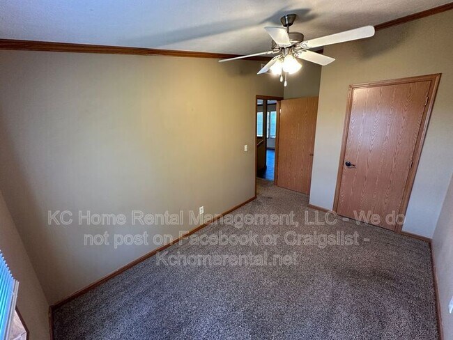 Building Photo - 10850 W 207th St