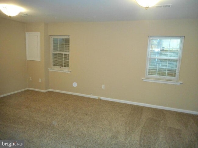 Building Photo - 3825 Tremayne Terrace