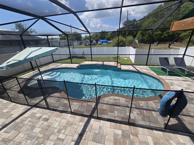 Building Photo - 10912 Honor Rd