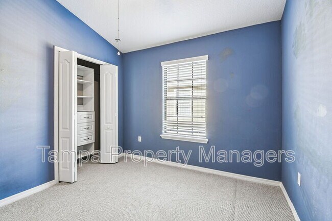 Building Photo - 5704 Kingletsound