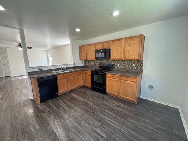 Building Photo - Upgraded single story house in Keller ISD