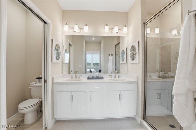 Building Photo - 11851 Venetian Lagoon Dr