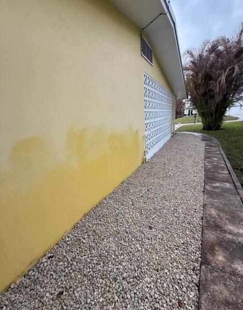 Building Photo - 3393 NE Sandra Dr