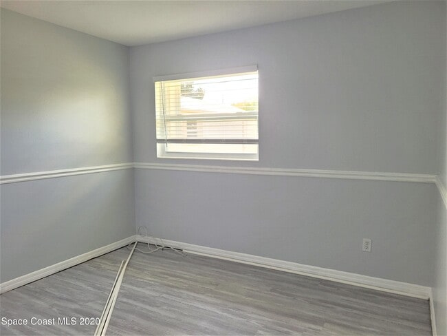 Building Photo - 435 S Courtenay Pkwy