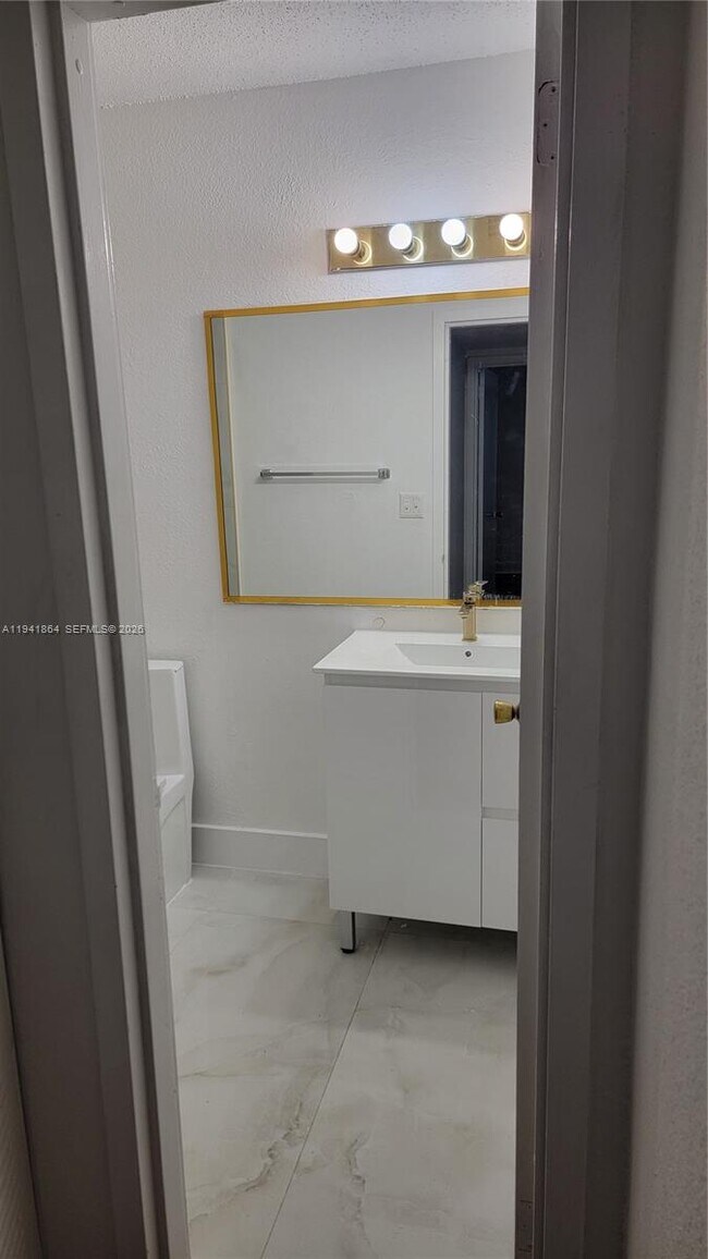 Building Photo - 4804 NW 79th Ave