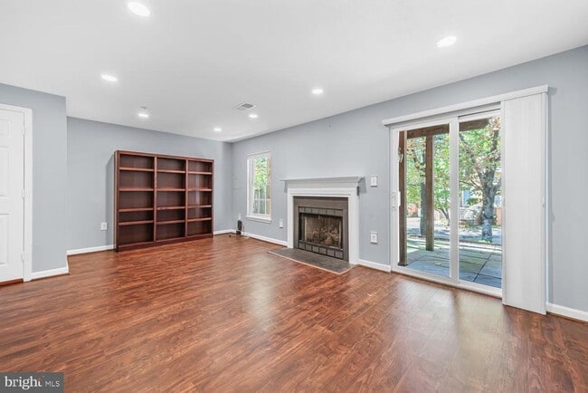 Building Photo - 11249 Watermill Ln