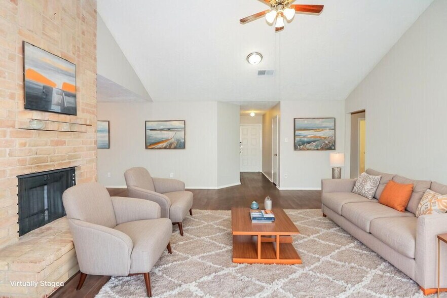 Building Photo - 15826 Beechnut St