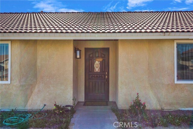 Building Photo - 26665 Lakeview Dr