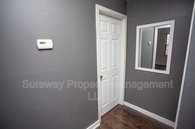 Building Photo - 40 Sumac Ct