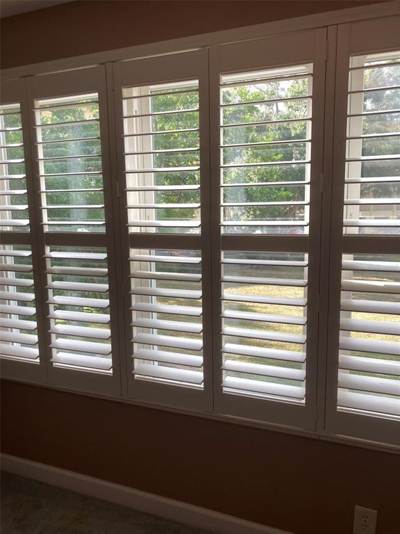 Building Photo - 5750 80th St N