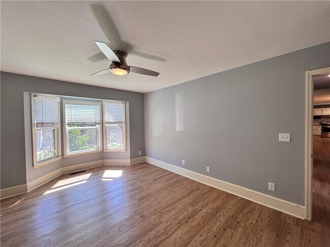 Building Photo - 462 Gibson Trail