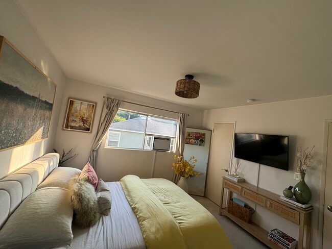 Bedroom 2 - 918 21st St