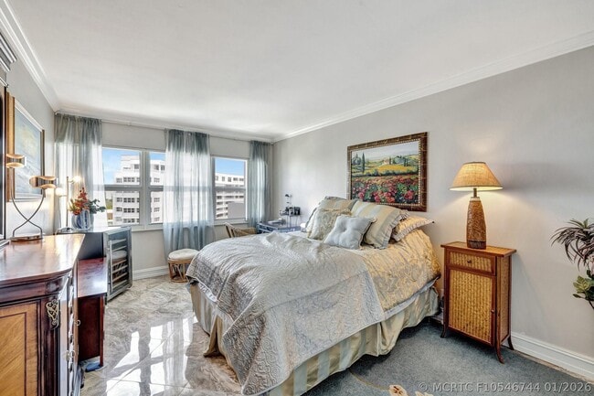 Building Photo - 2100 S Ocean Dr