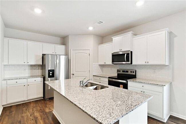 Building Photo - 70 Robinson Ridge