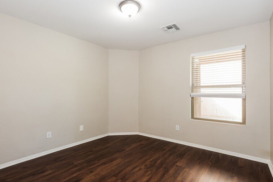 Building Photo - 11755 W Banff Ln