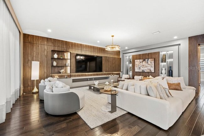 Building Photo - 15699 Panther Lake Dr