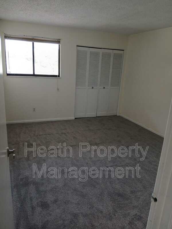 Building Photo - 4624 Landscape Dr